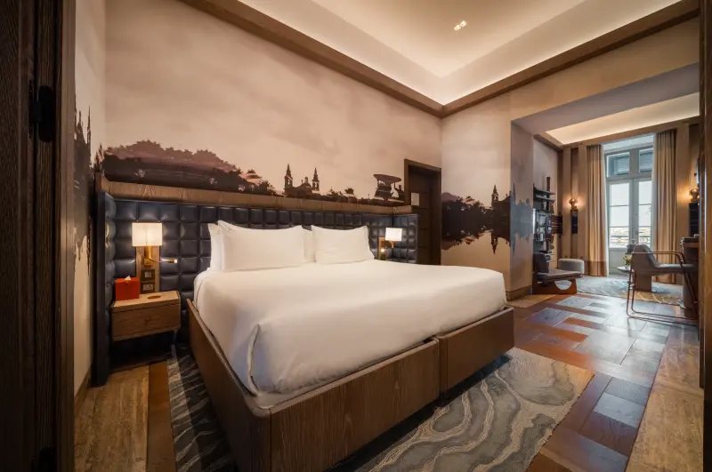 Grand Harbour View Suite