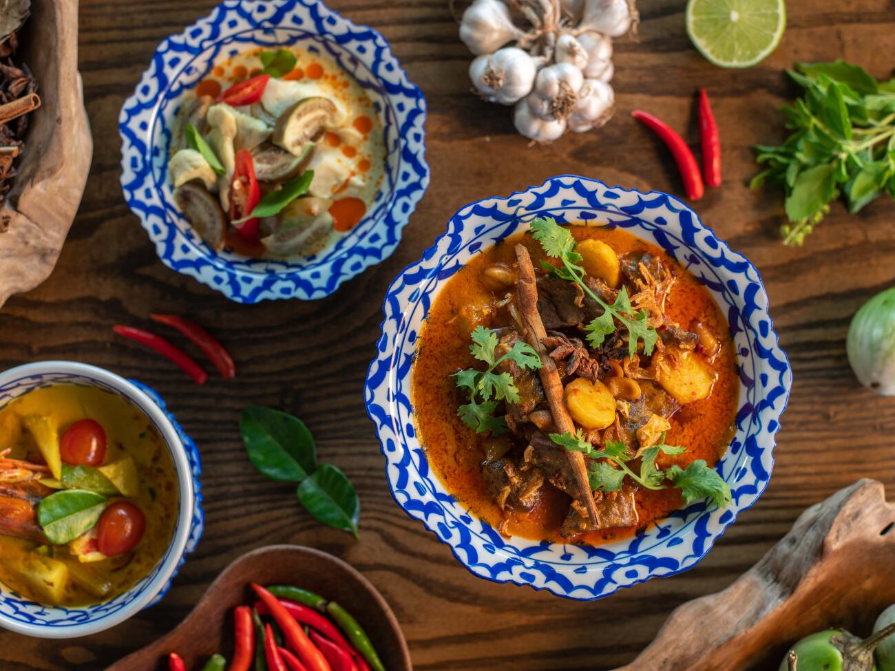 Image 5 - The Campana Lounge