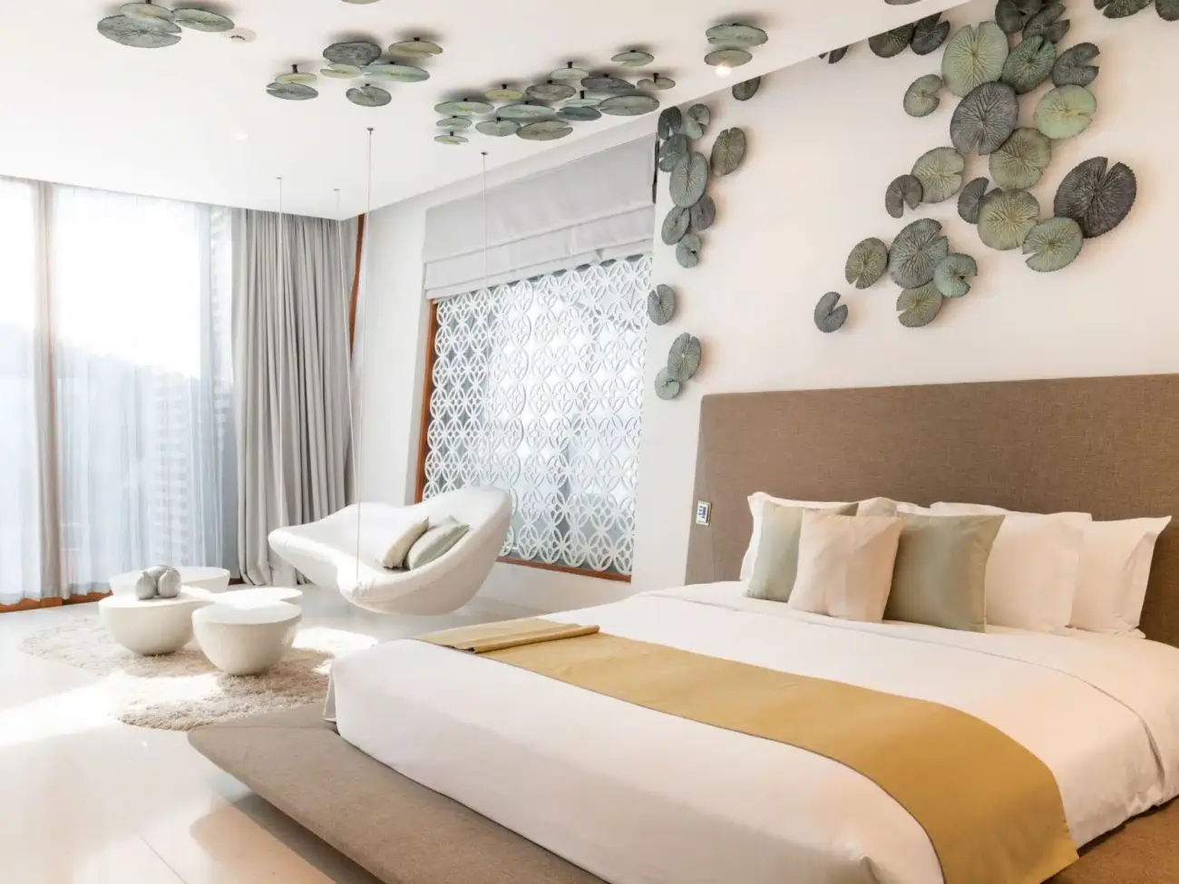 Video The Lotus Suite