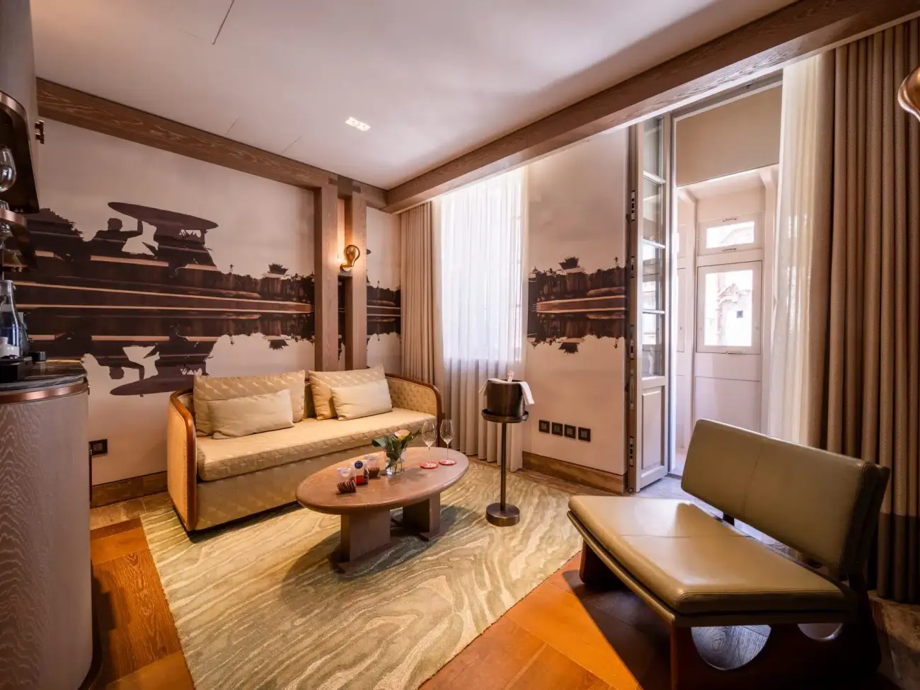 Image 3 - City View Suite