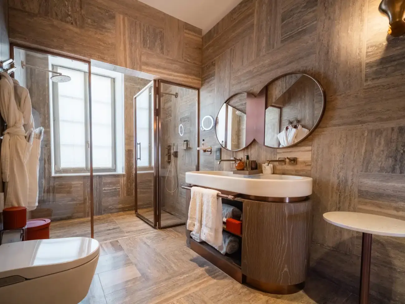 Image 4 - Grand Harbour View Suite