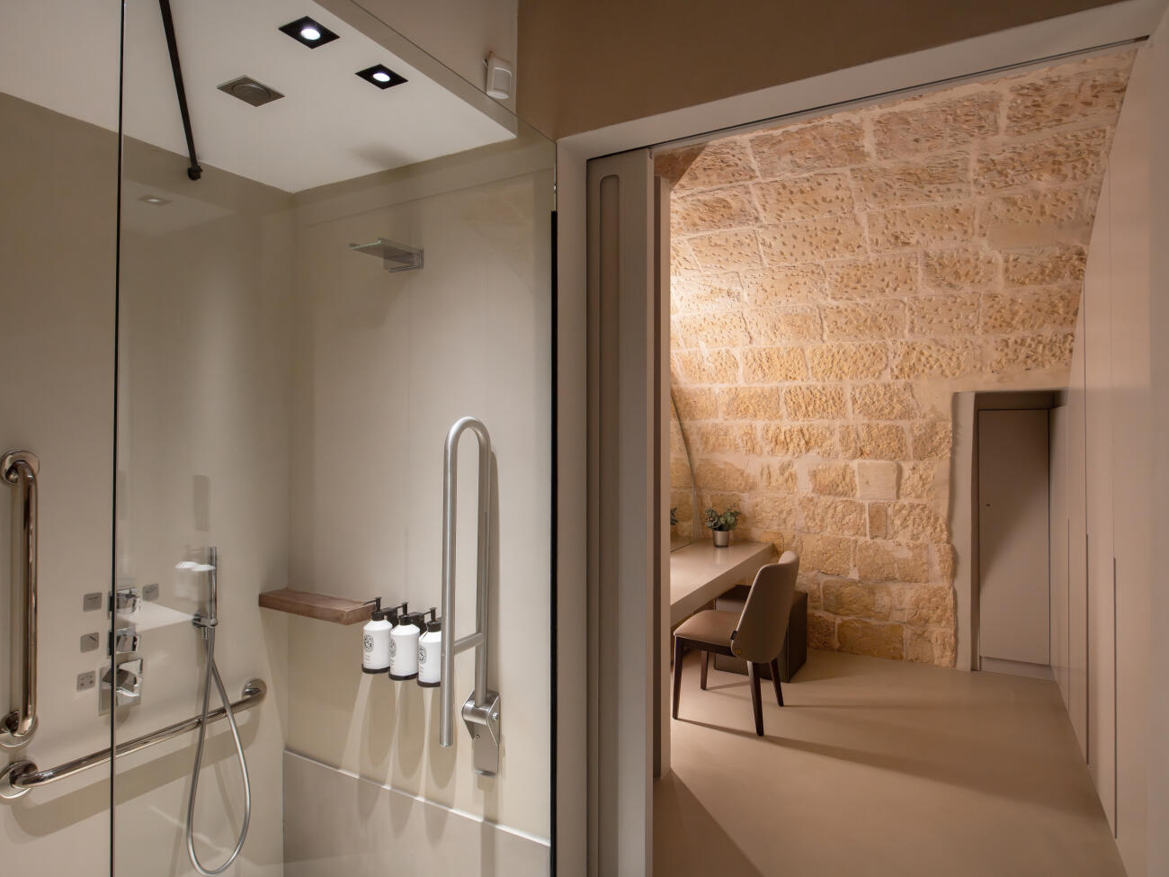 Image 6 - Vitalis Room