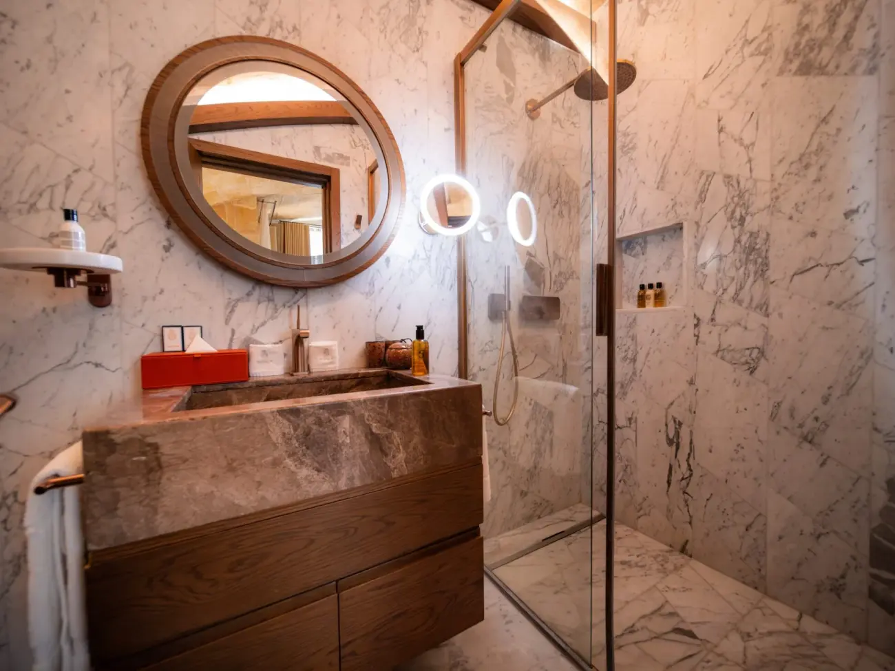 Image 4 - Signature Incognit0 Suite