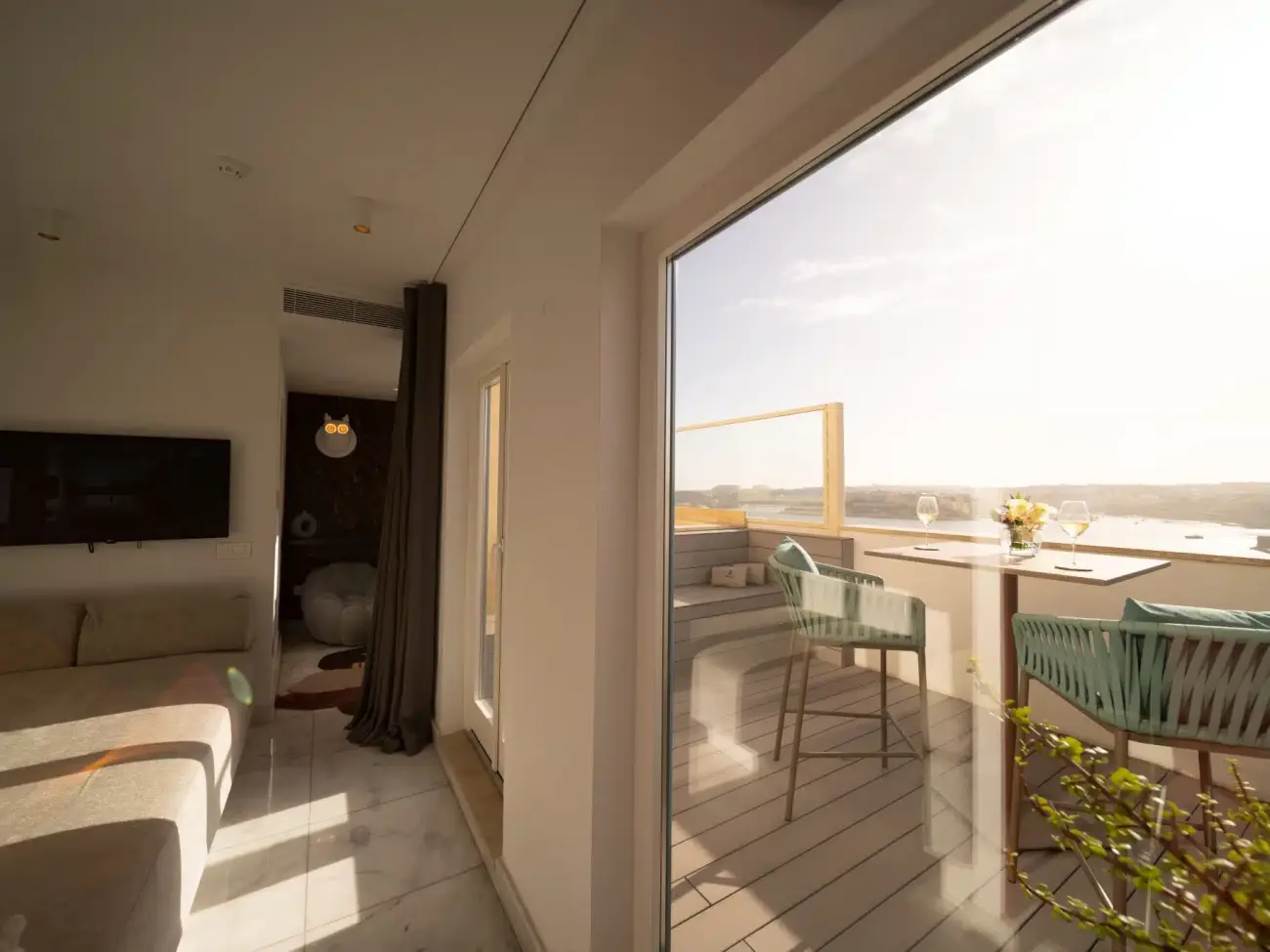 Image 3 - The Hideaway Four Bedroom Residence