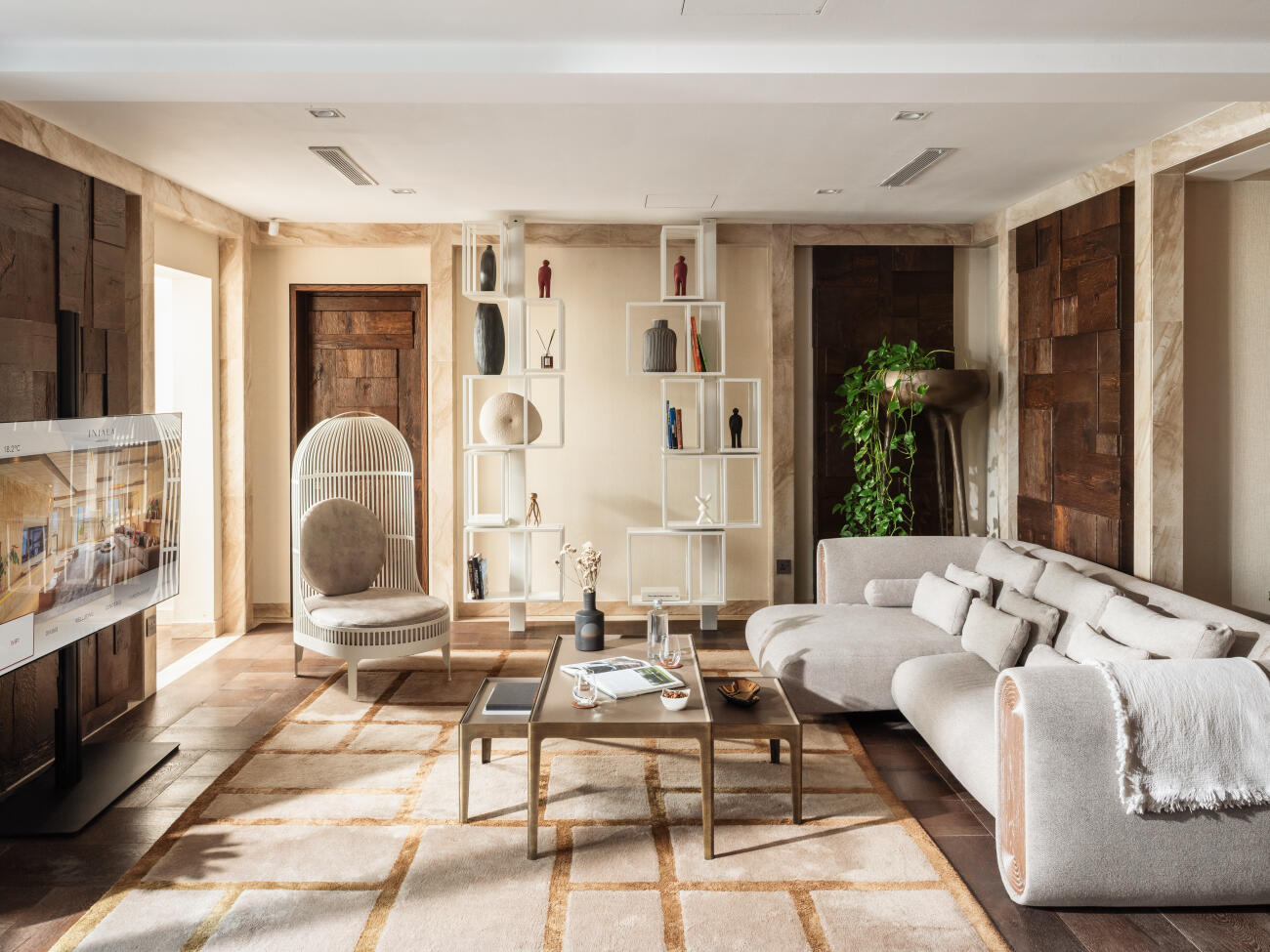 Image 3 - The Lucija Grand Pool Residence