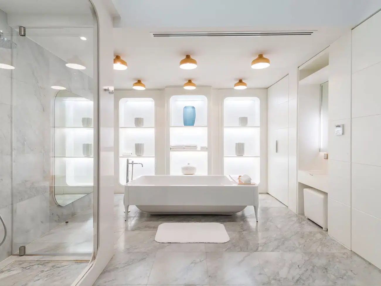 Image 4 - The Owner’s Suite