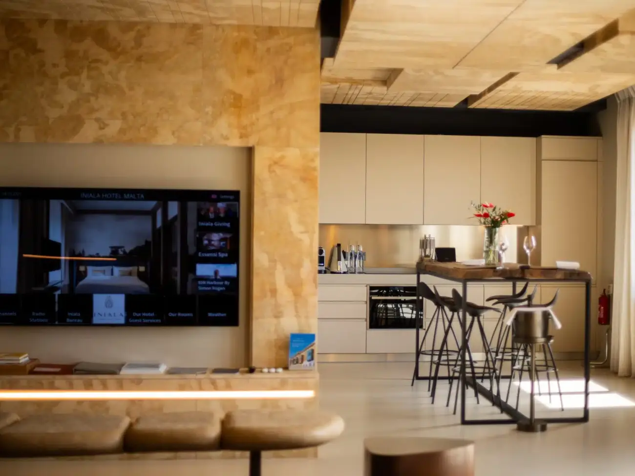 Image 2 - The Presidential Harbour View Residence With Plunge Pool