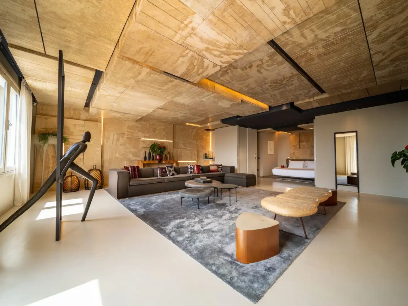 Image 1 - The Presidential Harbour View Residence With Plunge Pool