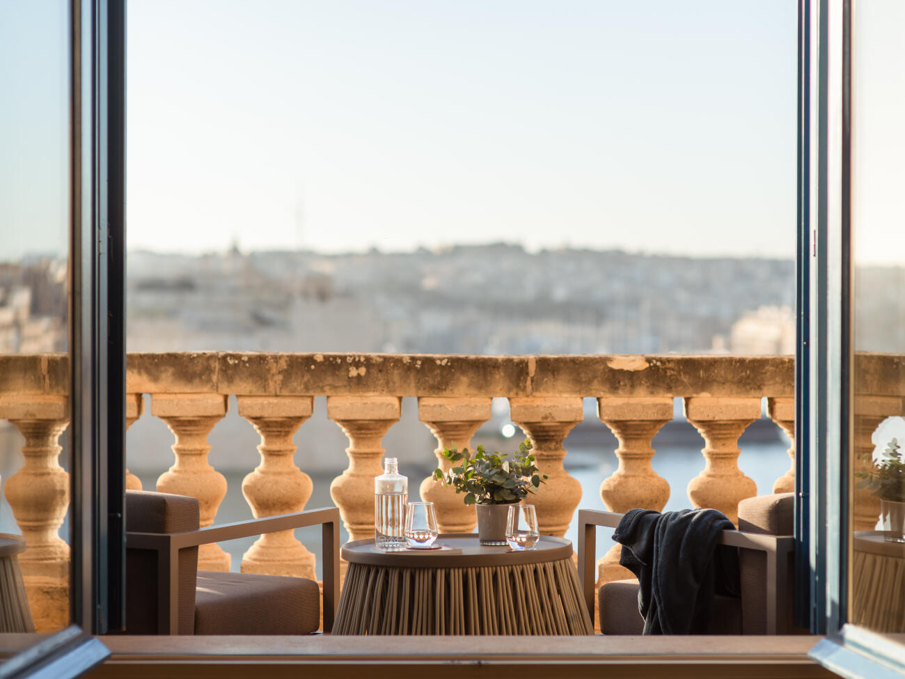 Image 6 - The Presidential Harbour View Residence With Plunge Pool