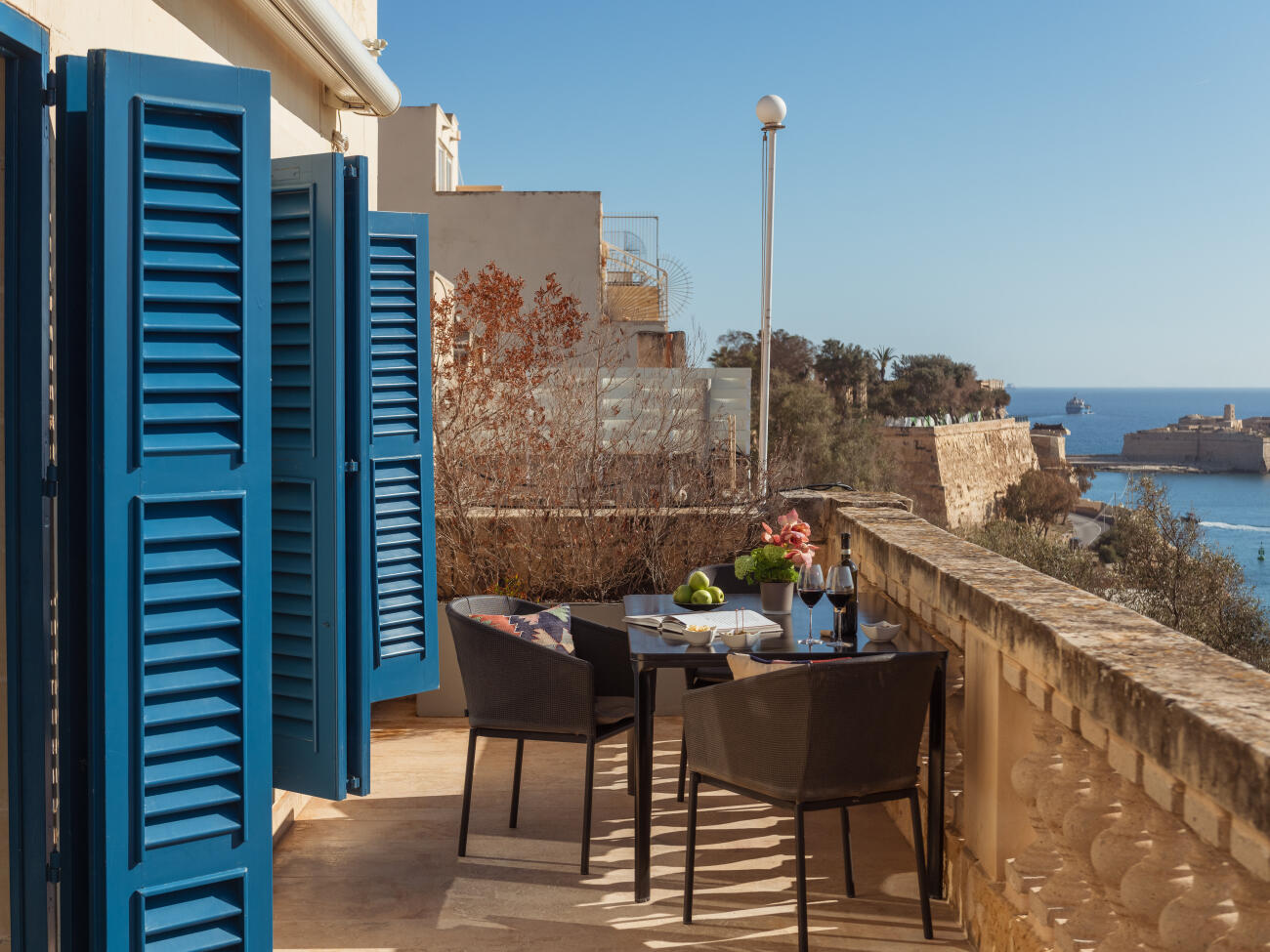 Image 8 - The Presidential Harbour View Residence With Plunge Pool