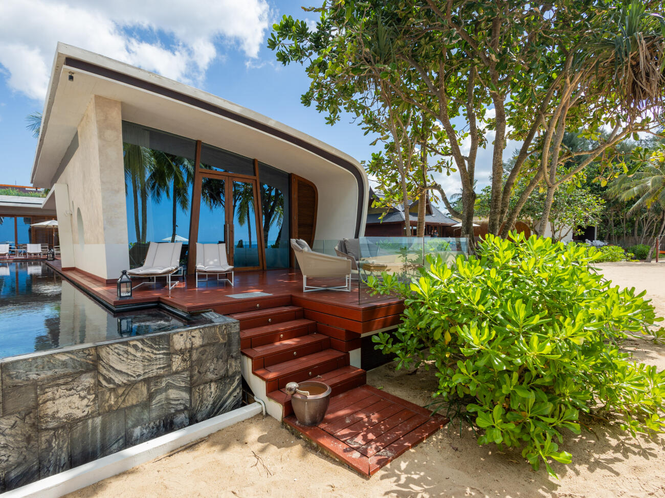 Image 6 - The Siamese Suites