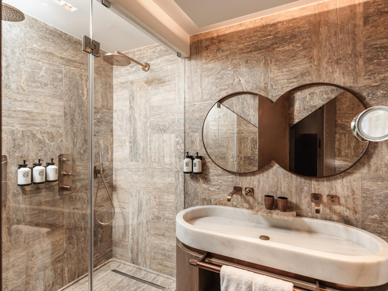 Image 7 - Vitalis Spa Suite