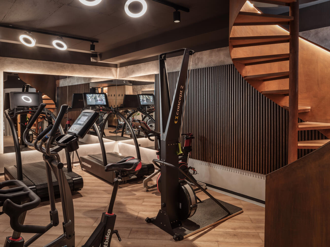 Image 14 - Within Performance